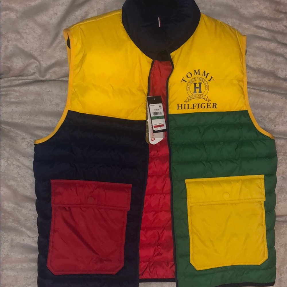 Men’s Tommy Hilfiger Vest Size L